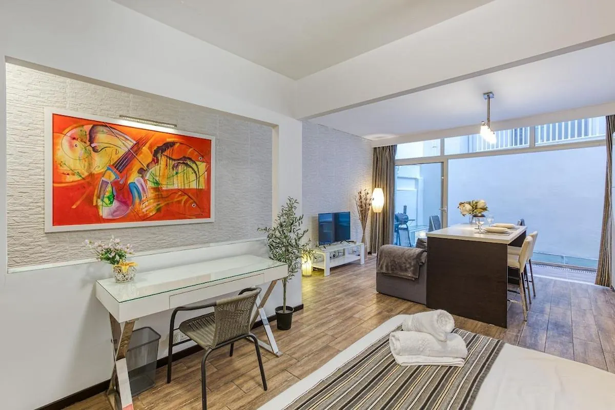 Stylish 1Bedroom Studio In The Heart Of St Julians 102 Saint Julian's